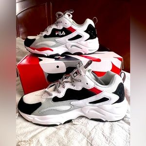 Fila Ray Tracer Women’s Sneaker